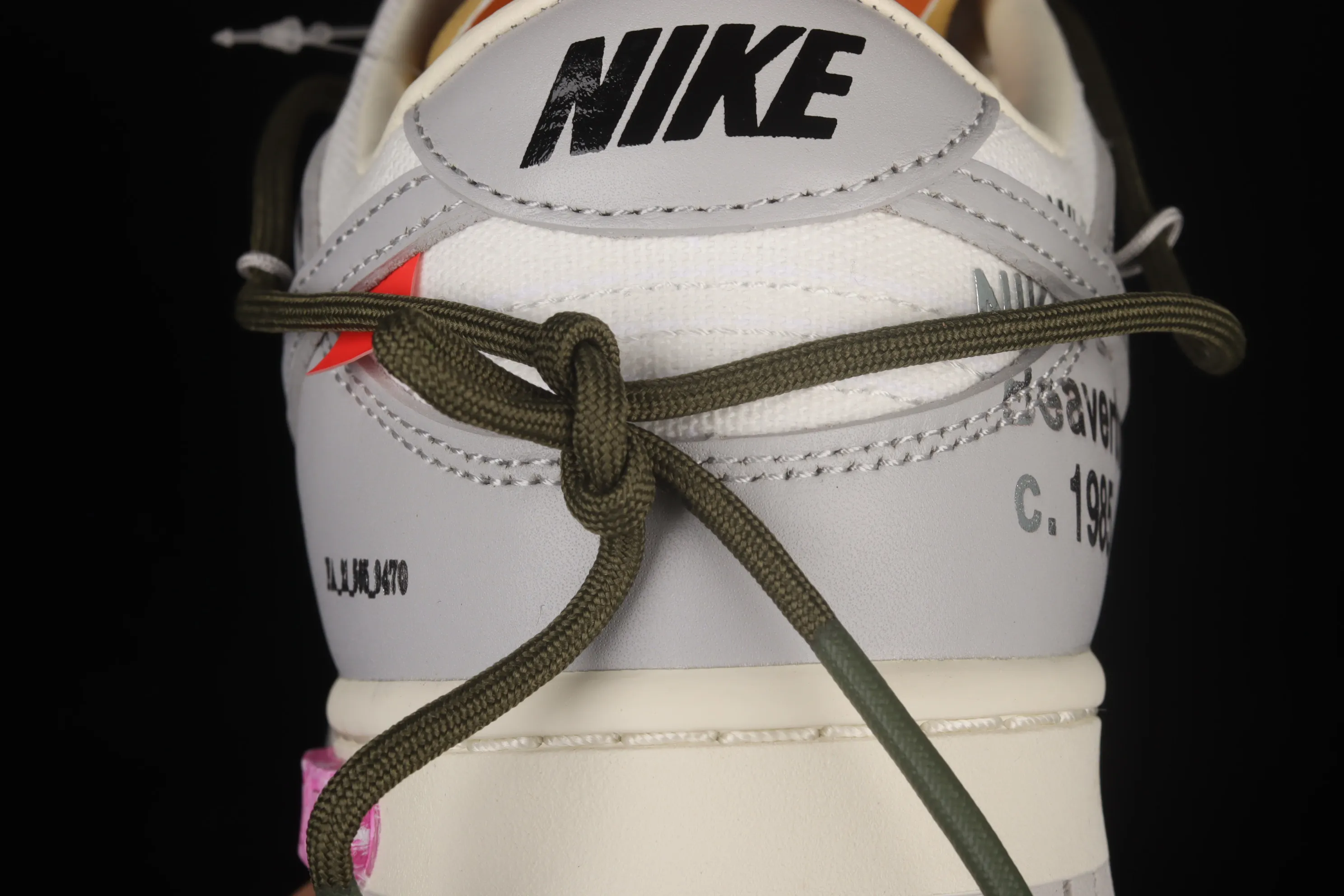 All Categories Nk SB Dunk Series Nk SB Dunk Low Low-top sneakers Pure original version OF x Nk Dunk Low OW Gray SB smashed backboard fashion casual sneakers DM1602-124